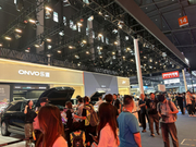 成都车展大SUV“贴身肉搏”，纯电混动多路玩家谁将“上主桌”？