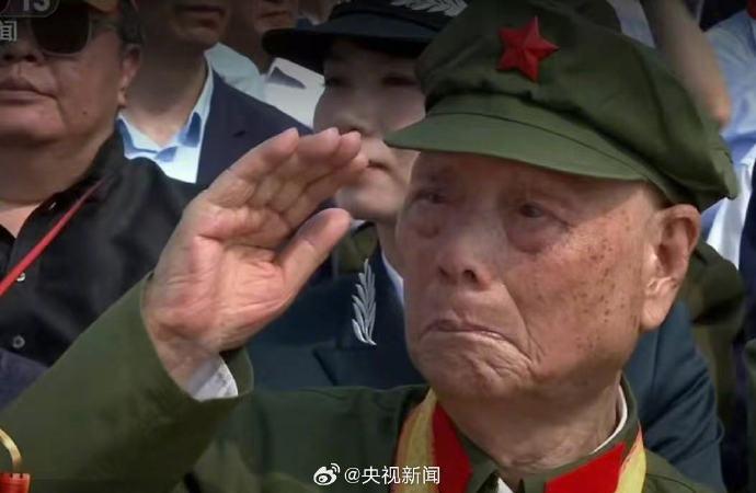 全网刷屏！九三阅兵这些细节你注意到没？