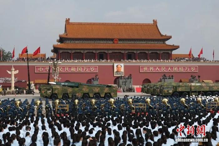 珍藏!九三阅兵高清大图来了
