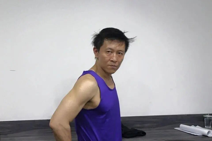 男演员被发现在家中去世，家属发声