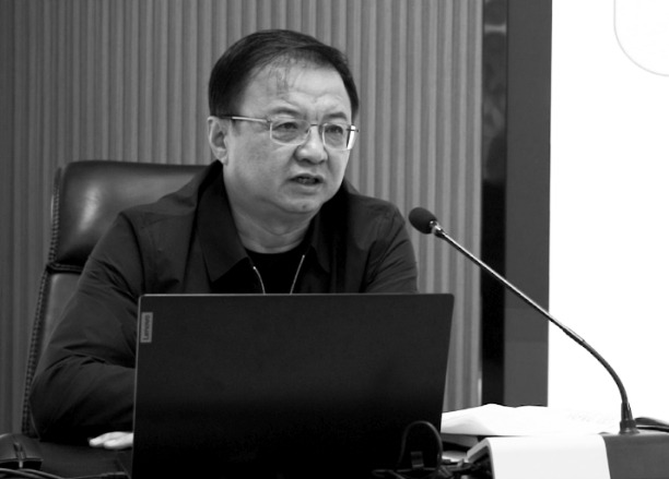 何晓勇不幸去世，职务终止