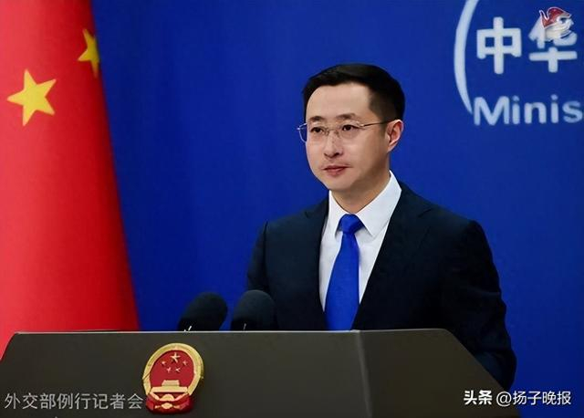 中美经贸磋商在马来西亚开始举行 李成钢在列