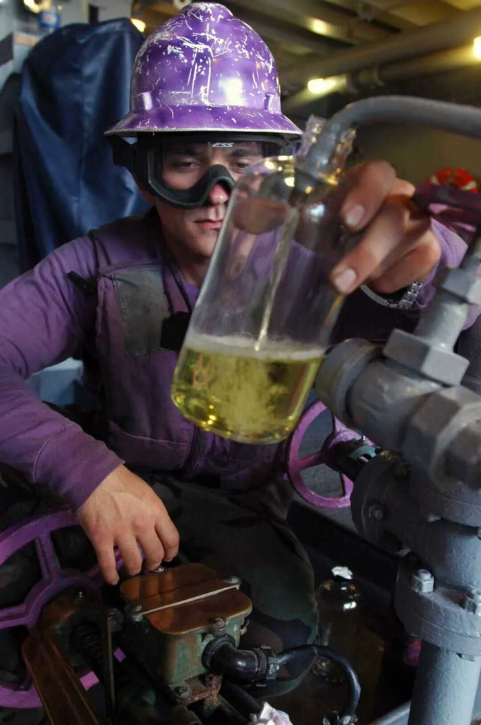 “美军航母摔飞机因电磁攻击”?中国军号发文