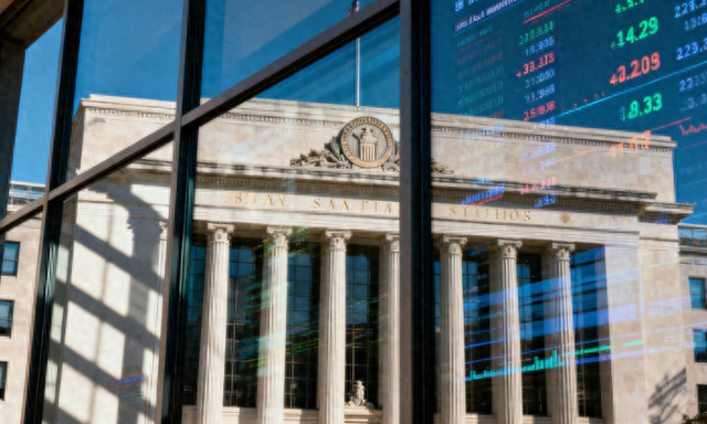 美联储主席候选人哈塞特警告：12月暂停降息的时机“非常糟糕”！