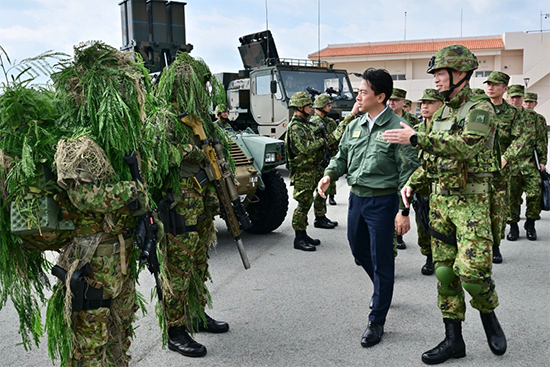 距台湾仅110公里，日防相视察小岛执意部署导弹