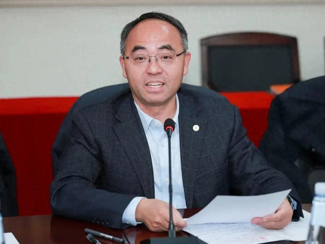 中央批准，厦门大学校长调整