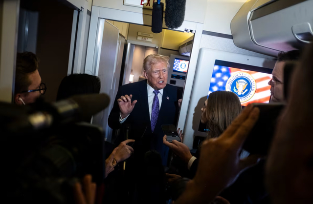 声称当时“开会去了”，美防长否认下令攻击“运毒船”生还者