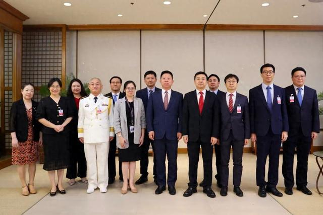 新任中国驻菲律宾大使井泉抵菲履新:将坚定维护国家利益与尊严