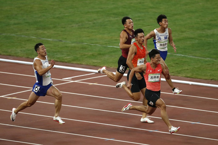 再见！10次“破十”的苏神，以及那个在逆境中坚守的苏炳添