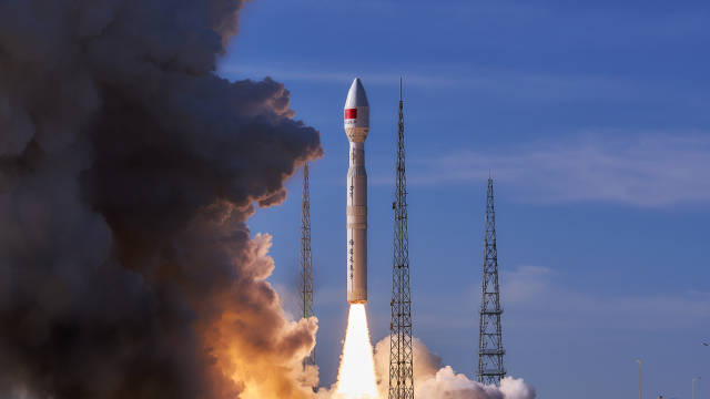 “一箭九星”成功发射！“广州造”火箭将3颗国际用户卫星送入轨道