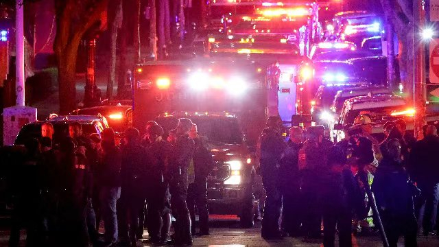 关灯锁门、在黑暗中躲避一小时!中国留学生亲述布朗大学枪击案始末,嫌疑人仍在逃