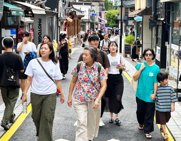 继续免除这笔费用！韩国为何对中国游客“加码示好”？