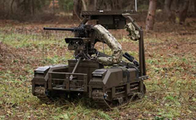 俄军在乌东前线连续45天被机枪火力压制？乌军“秘密武器”曝光