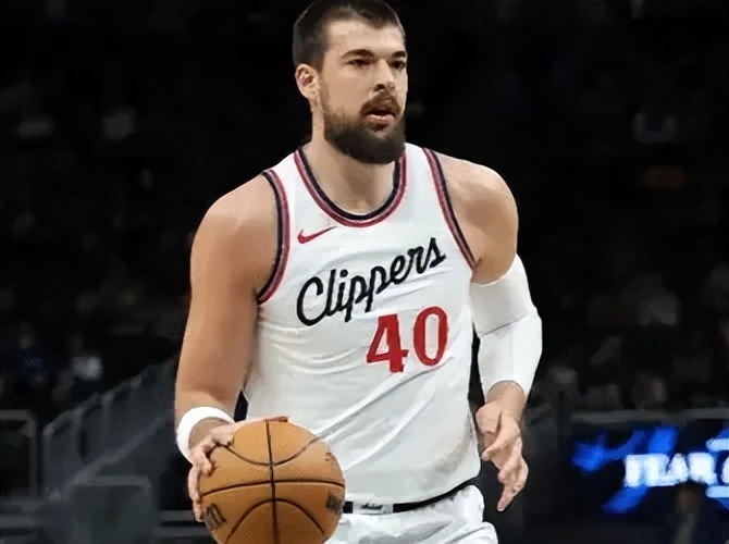 快船110-138公牛1喜3忧！祖巴茨仍崩，尼德豪泽被弃，全队太疲惫