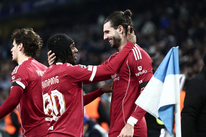 利物浦中场索博斯洛伊欧冠创造7次绝佳机会领跑