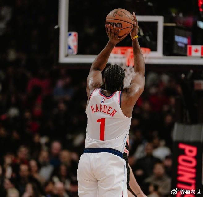 重返故地小卡缺阵！哈登31+10+加时独得8分，快船逆转猛龙5连胜