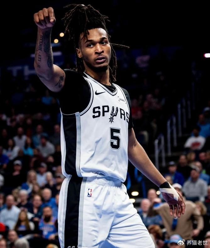 三大铁卫锁乔治，文班33+10+2封盖，马刺双杀爵士3连胜宣战火箭