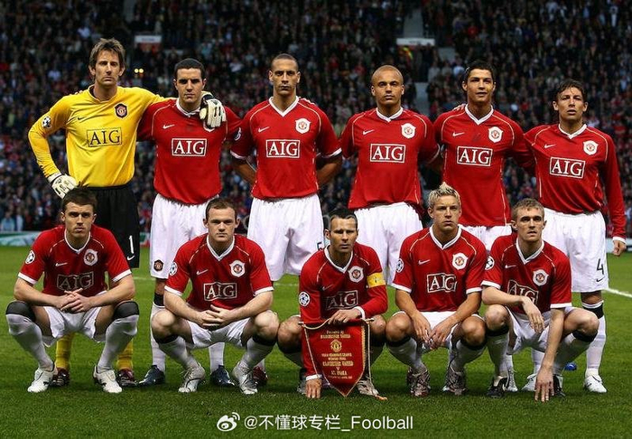 卡里克赛后拥抱教练组、阿尔特塔及老队友海因策