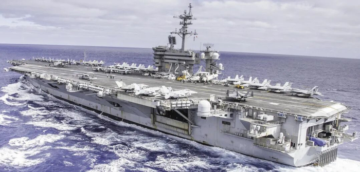 美国派重兵“合围伊朗”，“林肯”号航母打击群已抵达