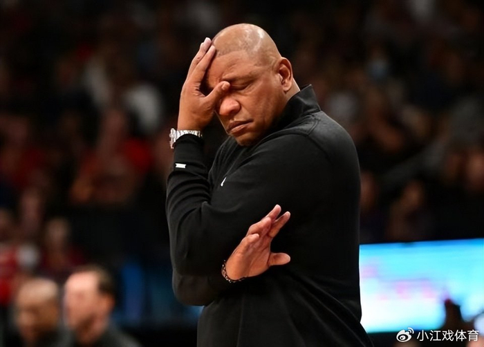 近四战场均34+10！2年了终于痊愈！老里：我执教过最有的天赋球员