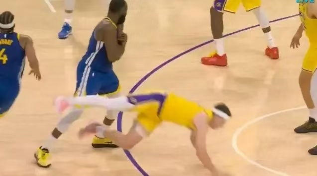 科尔：防里弗斯不能伸手，否则他就会要到犯规