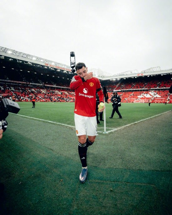 新的一周，新的比赛，带着相同的能量前往伦敦