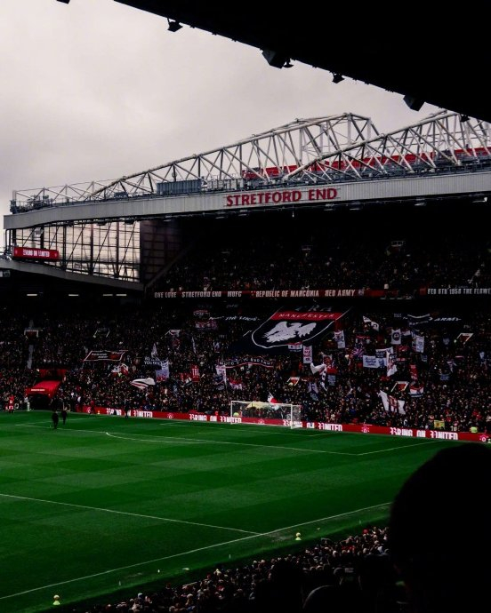 曼联二月赛程过半，摄影师Daniel Parker记录首战