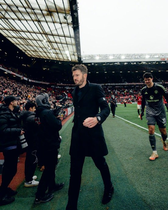 新的一周，新的比赛，带着相同的能量前往伦敦