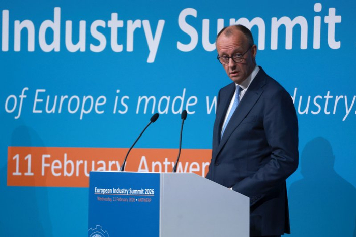 当地时间2026年2月11日，比利时安特卫普，德国总理默茨出席欧洲工业峰会。 IC Photo