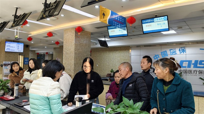 广元朝天：不负春光启新程 实干奋进开新局