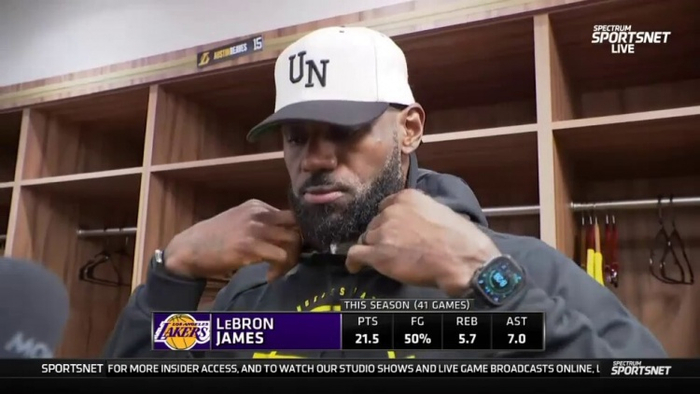 加盟湖人，稳定爆发，你果然是好帮手，詹姆斯东契奇都赞赏