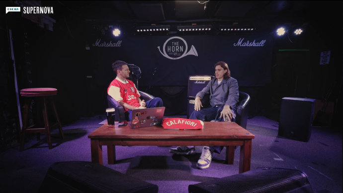 卡拉菲奥里回忆青训被迫改踢后卫，坦言曾委屈落泪