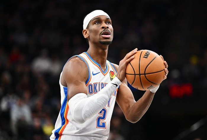 亚历山大你太狠了！NBA尘封了63年的纪录，就这样被你打破了