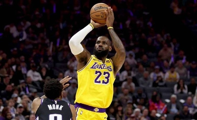 NBA无法超越的五大神迹：单场100分垫底，榜首将永远尘封