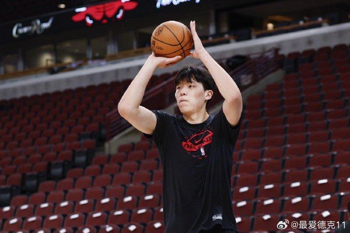 开拓者媒体人谈杨瀚森，称其适应NBA不易需时间成长