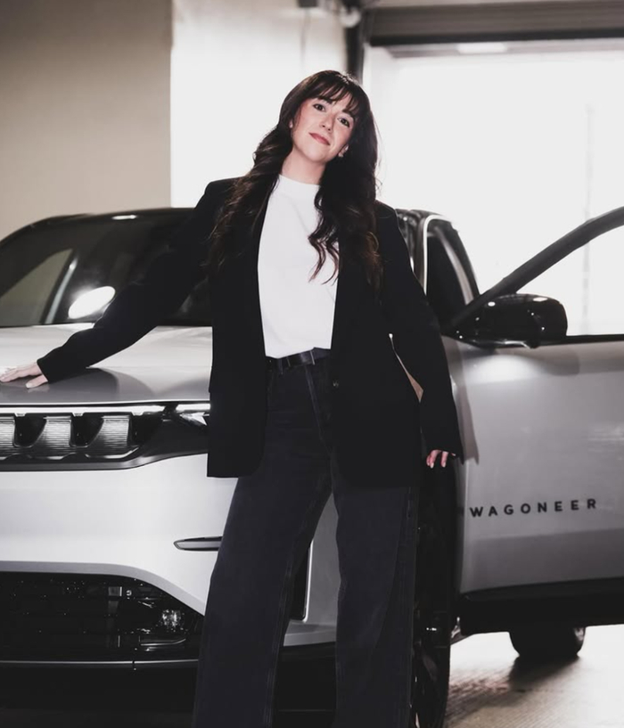 太有爱了！布伦森妻子带孩子观战尼克斯 大胜马刺后三人同框离场