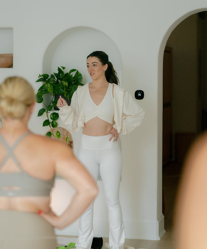 太有爱了！布伦森妻子带孩子观战尼克斯 大胜马刺后三人同框离场