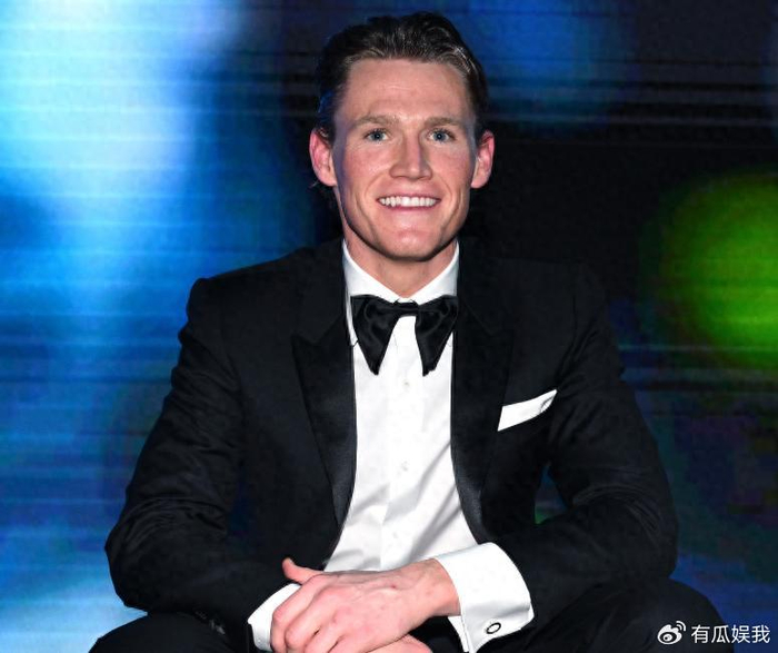 10球3助攻！曝麦克托米奈无缘回归曼联，意甲MVP将加薪续约留队