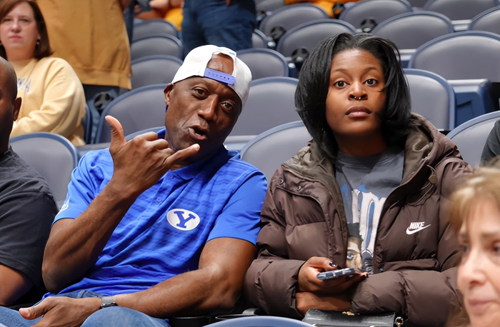 迪班萨冲击状元生变数！自曝今年可能不参选 我妈想让我大学毕业