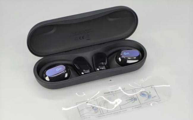 连接蓝牙耳机的设备 w700d1q75cms.jpg