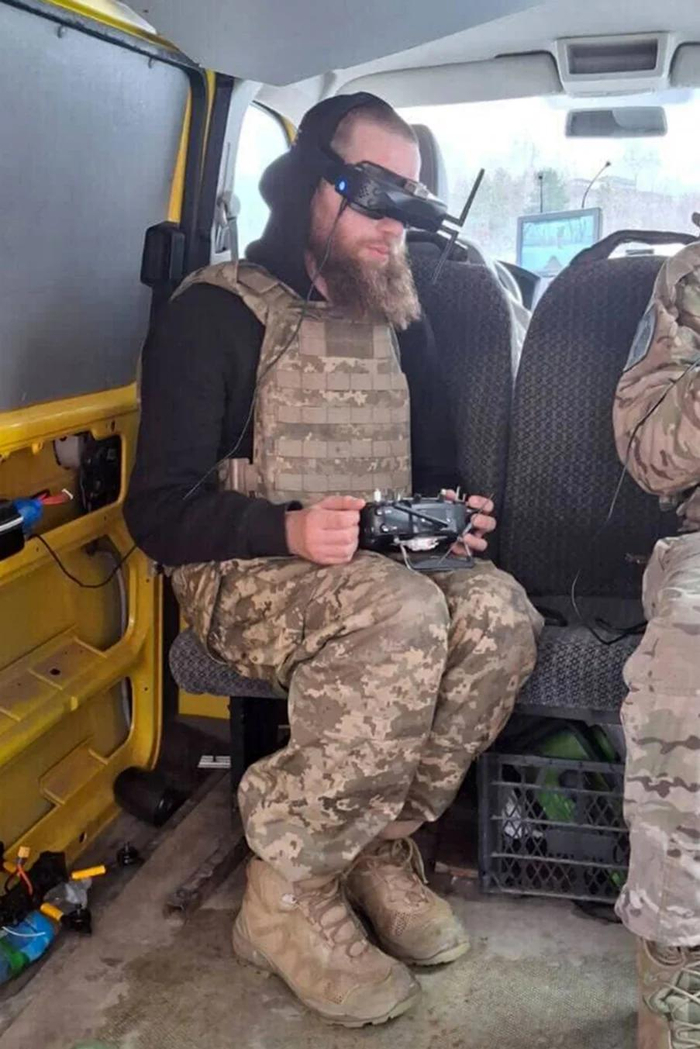 杜德尼克接受无人机培训CNN