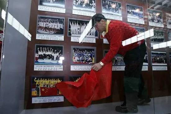 国羽世界冠军墙。