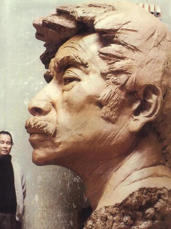 潘鹤与鲁迅雕塑