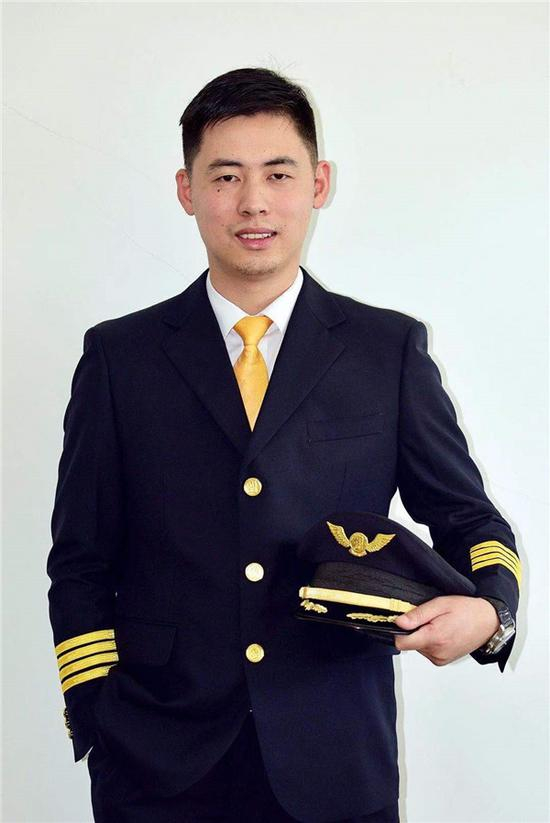 图:祥鹏航空试飞机长刘杰