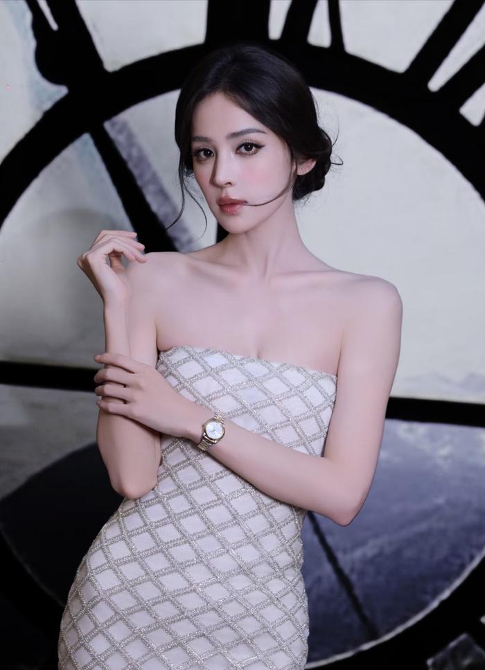 古力娜扎经纪人回应分手传闻称专心事业