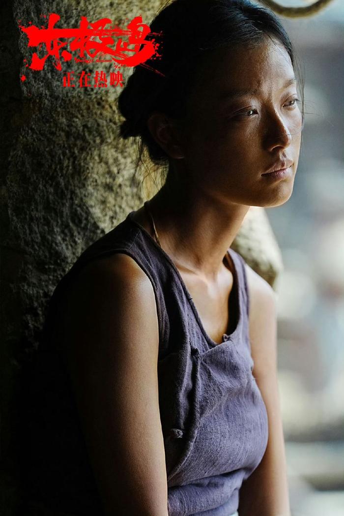 倪妮称会和阿花一样义无反顾救人，赞朱一龙越了解越出色