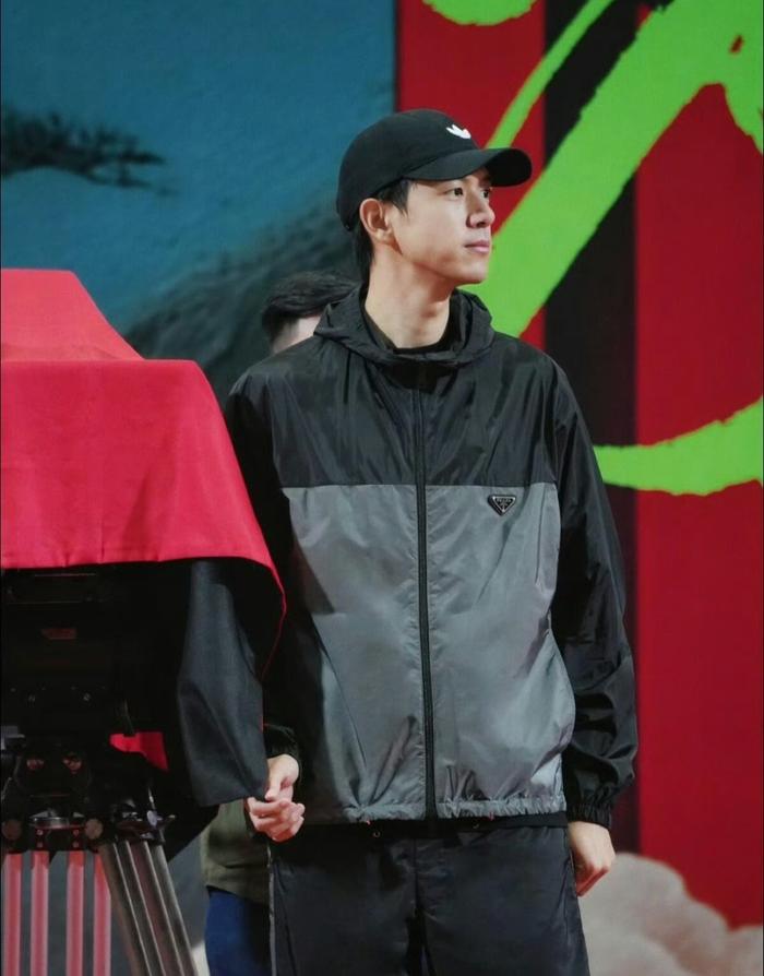 李现李一桐主演《长风起》今日杀青
