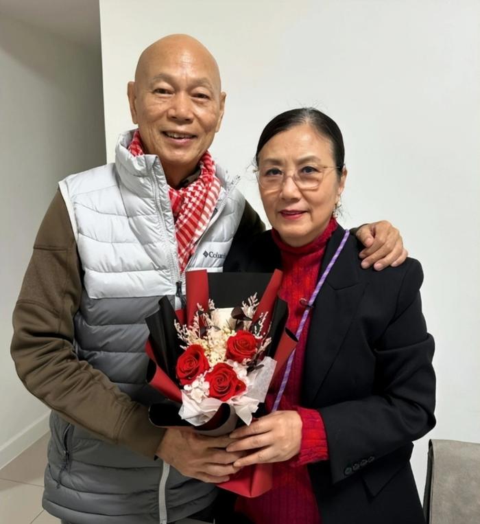 汪明荃回应罗家英四度患癌放弃化疗，尊重其决定