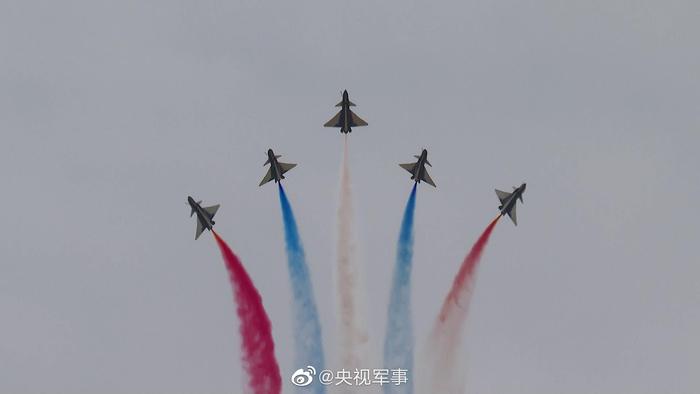 中国空军：八一飞行表演队换装歼-10C后将首出国门