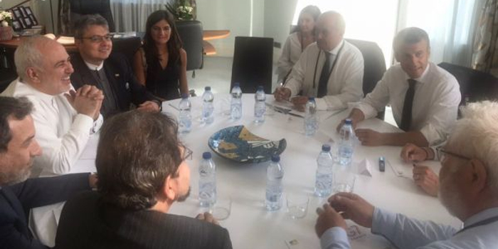 怎么去国外开展会 w700h350z1l10t10a16.jpg